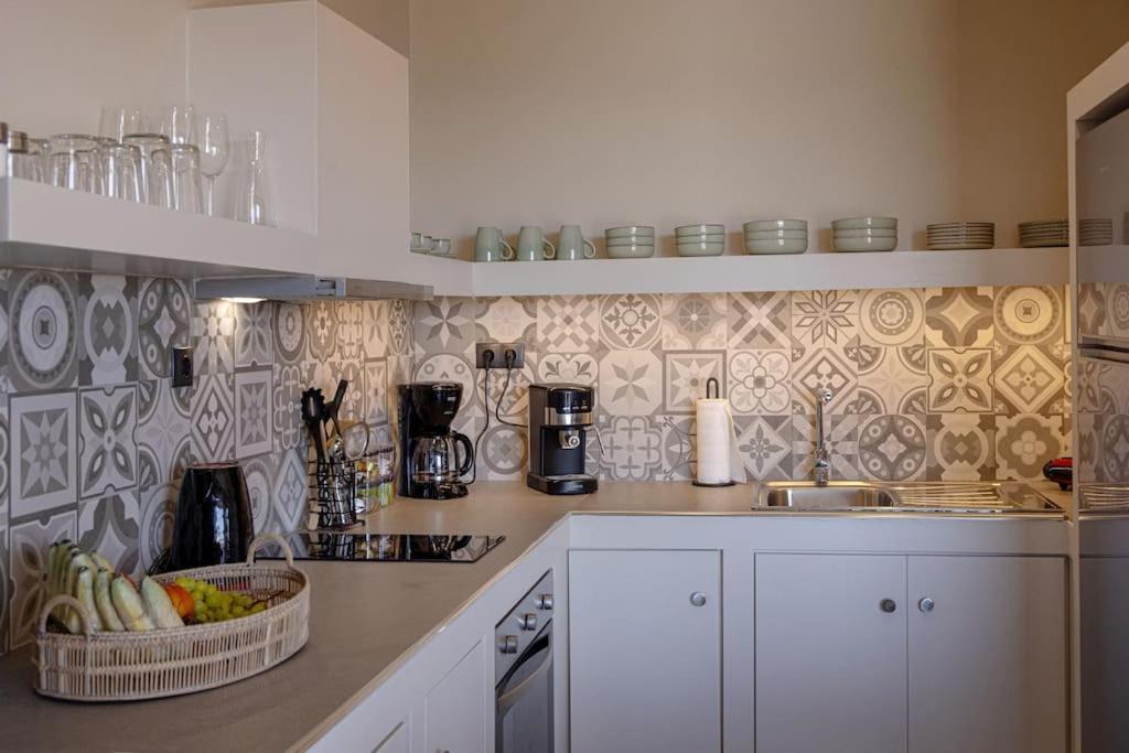Pearl Suites And Villa Тинос Екстериор снимка