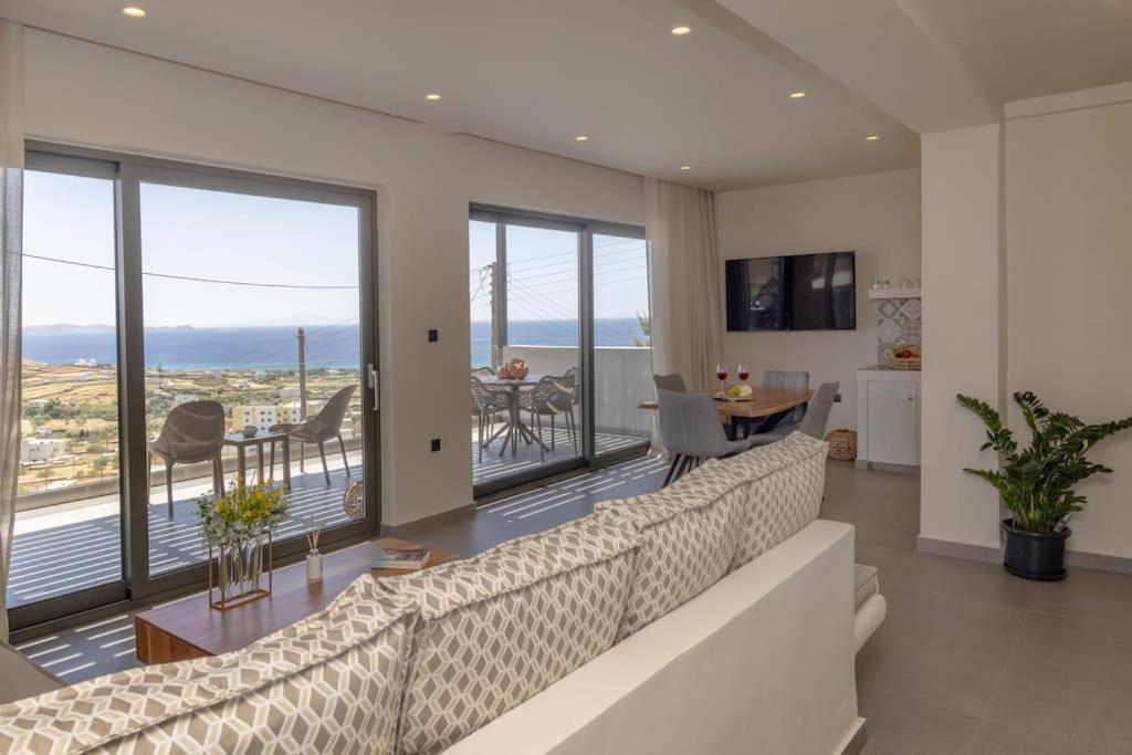 Pearl Suites And Villa Тинос Екстериор снимка
