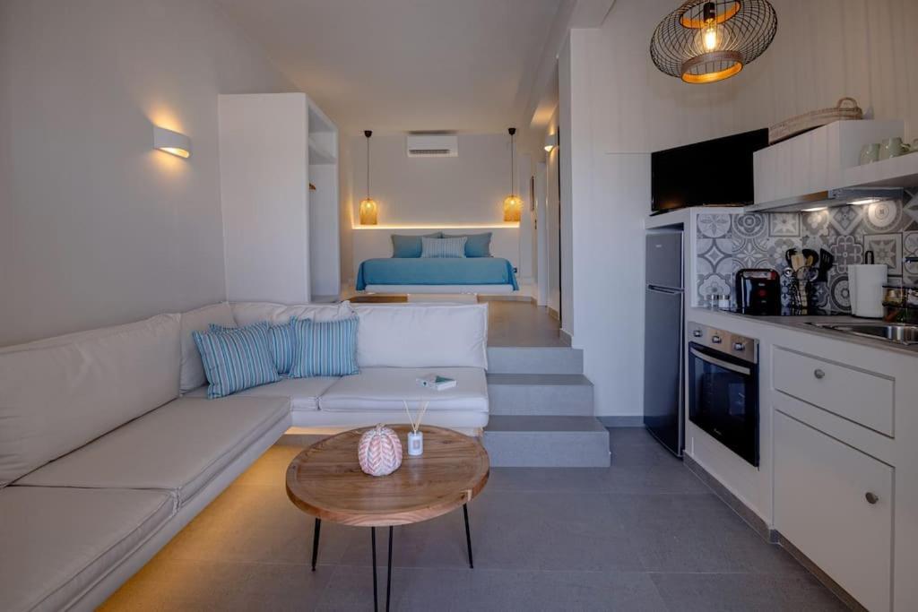 Pearl Suites And Villa Тинос Екстериор снимка