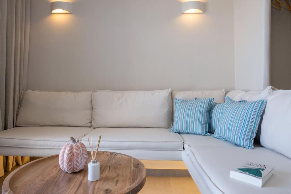 Pearl Suites And Villa Тинос Екстериор снимка
