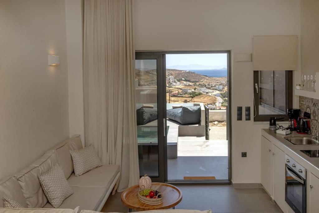 Pearl Suites And Villa Тинос Екстериор снимка